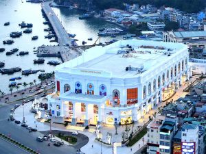 VINCOM CENTER HẠ LONG