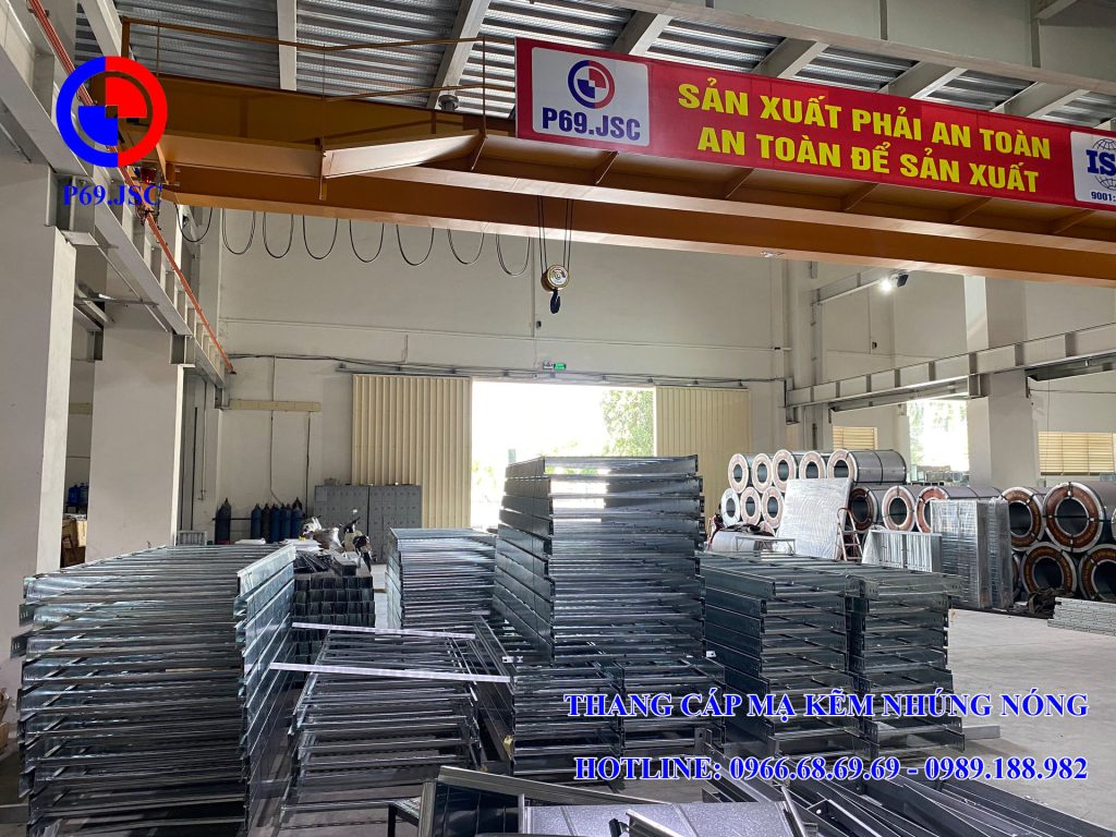 Thang máng cáp mạ kẽm nhúng nóng
