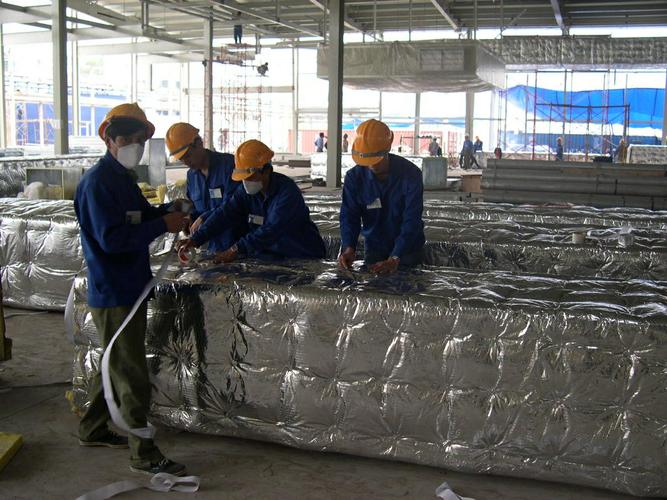 Đặc điểm bông thủy tinh cách nhiệt ống gió