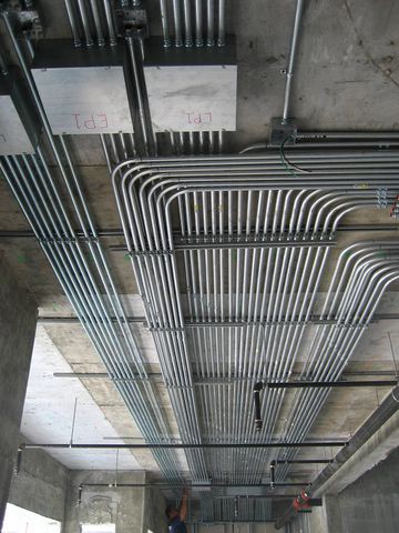 Quy trình mcw87.comm ống gen cứng luồn dây
