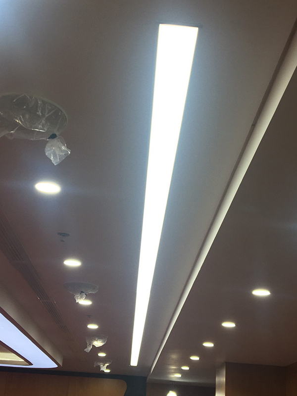Đèn Led âm trần