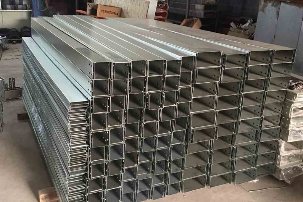 Quy trình mcw87.comm máng cáp mạ kẽm nhúng nóng