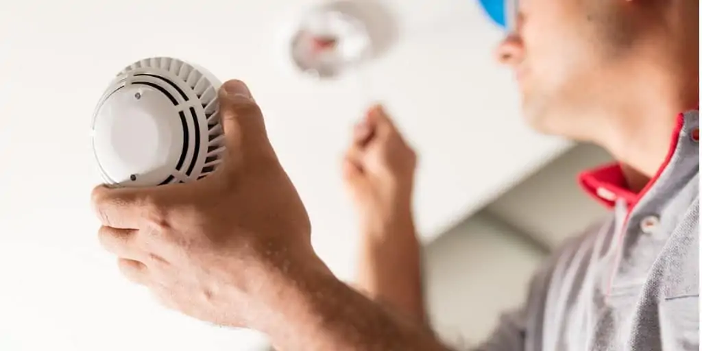 Thi công hệ thống đầu báo khói như thế nào?