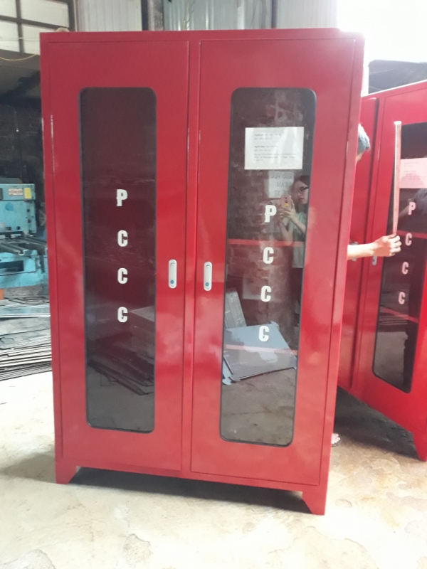 Hộp đựng dụng cụ chữa cháy Hộp đựng dụng cụ chữa cháy