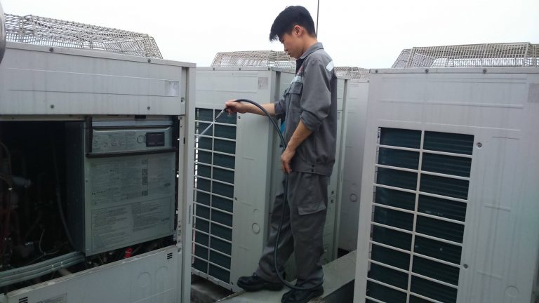 Vì sao phải vệ sinh máy mcw678 com trung tâm?