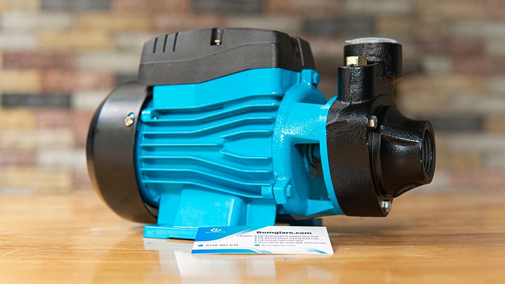 Máy bơm phun sương tưới cây Kazuma 370W Máy bơm phun sương tưới cây Kazuma 370W